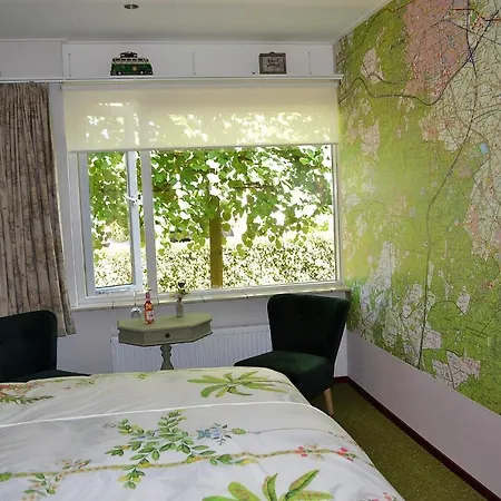 Koningslijn Oda ve Kahvaltı Eerbeek