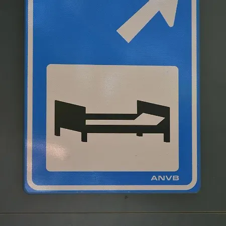 Koningslijn Oda ve Kahvaltı *